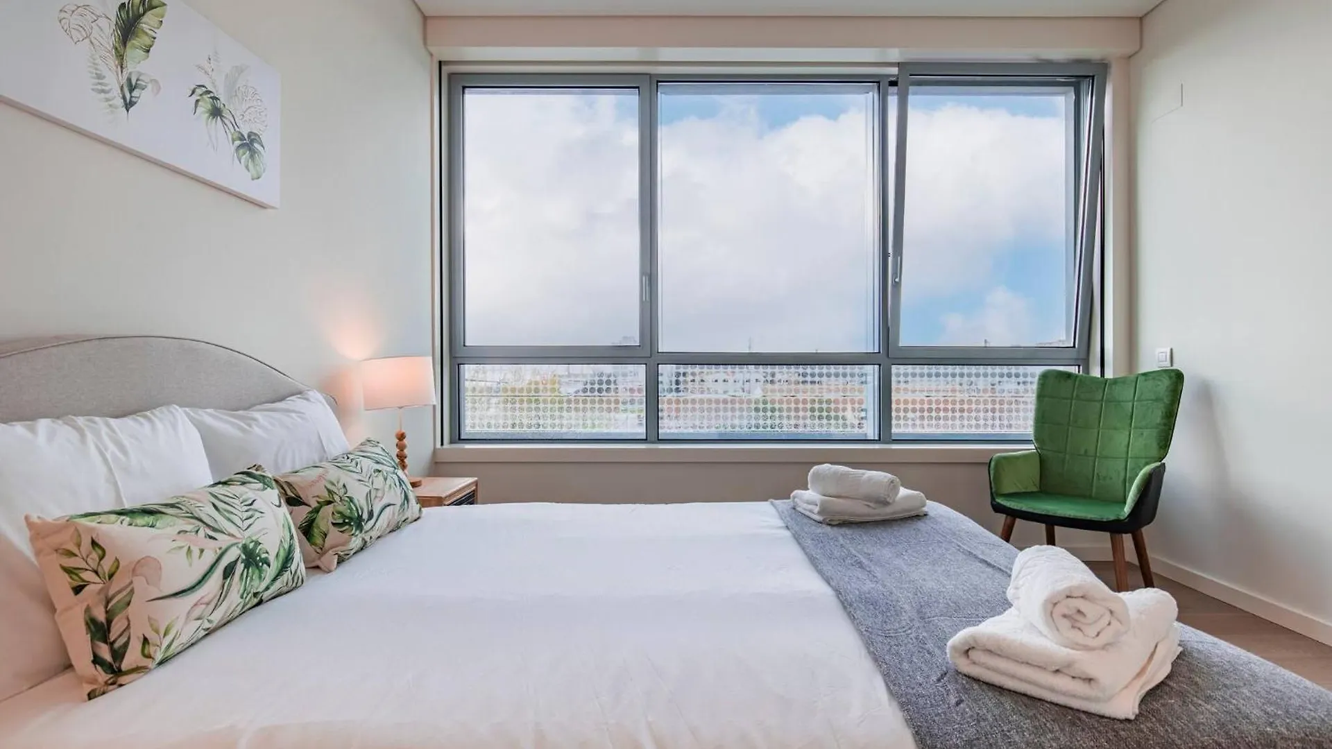 Prata River XVIII By Innkeeper Lisbon Apartment